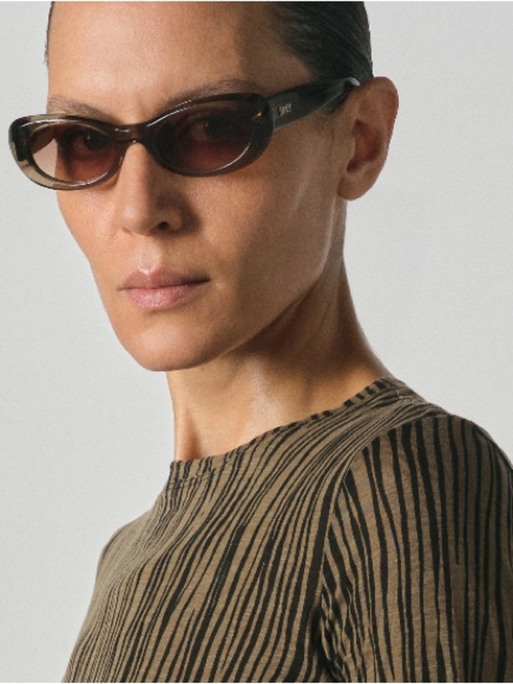 Naomi Transparent Olive Sunglasses